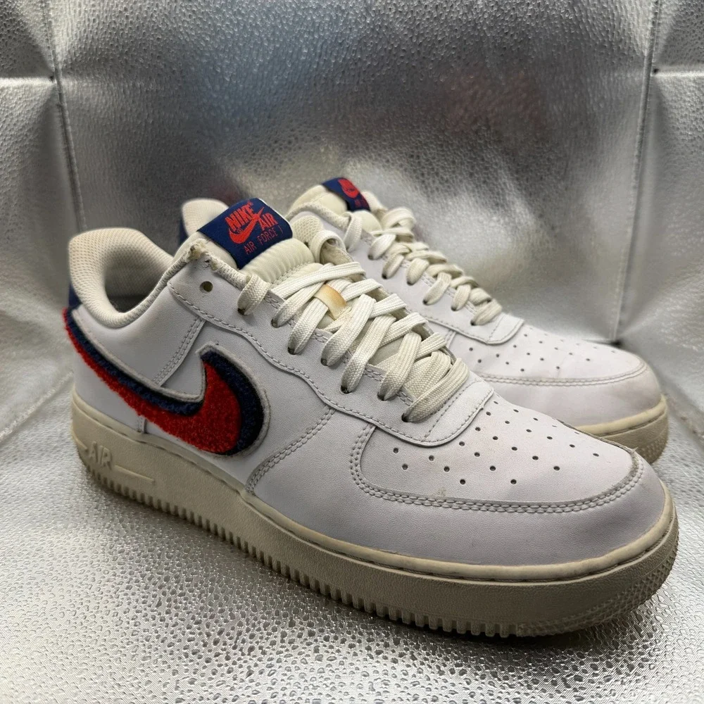 Size 9 Nike Air Force 1 '07 LV8 Chenille Swoosh White Mens Sneakers 823511-106